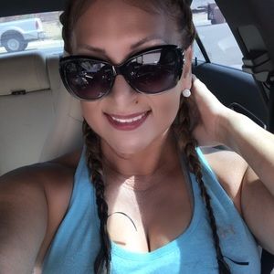 Meet your Posher, Sandra